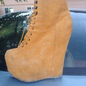 Buckskin colored Jeffrey Campbell lace-up